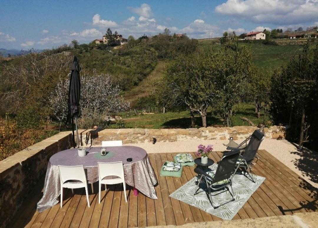 Une Evasion Dans Les Pierres Dorees Moire Exteriér fotografie